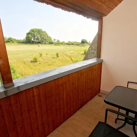 公寓 Strandnah Mit Balkon, Gratis Nutzung Vom Ahoi Erlebnisbad Und Sauna In Sellin - Strandhaus Moenchgut Fewo21